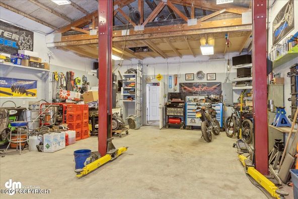 4001 E Ruth Dr, Wasilla, AK 99654